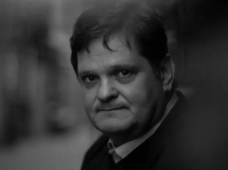 Jarosław Mikołajewski - biografia - życie i osiągnięcia tej postaci