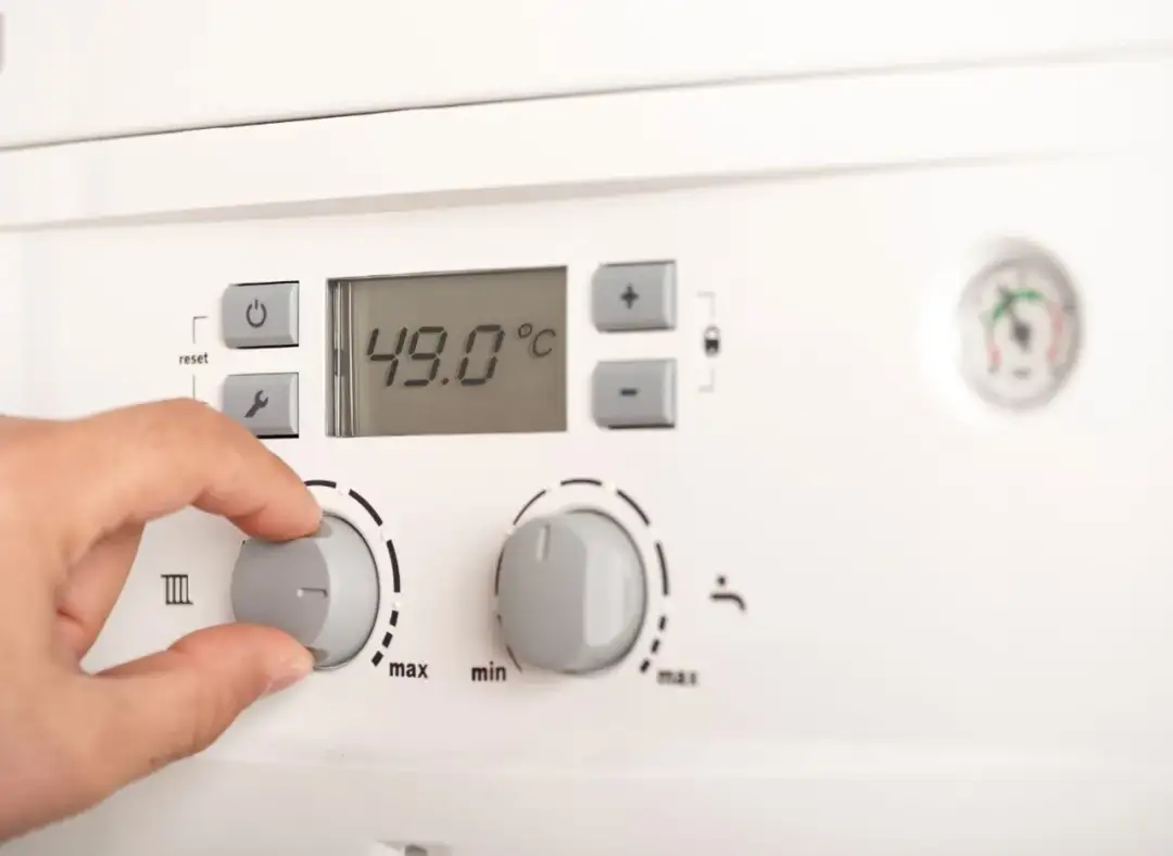 Przy jakiej temperaturze należy włączyć ogrzewanie, aby uniknąć problemów?