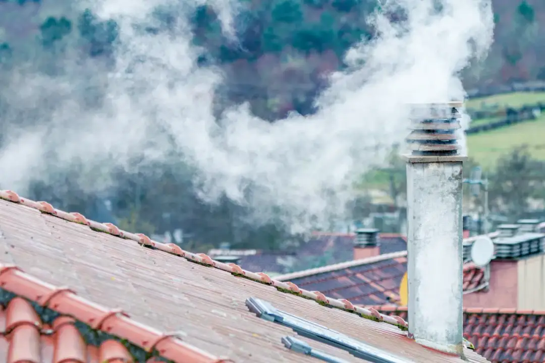 Czy do ubezpieczenia domu potrzebny jest kominiarz? Sprawdź konsekwencje