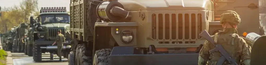 Czy warto iść do wojska jako kierowca? Poznaj wady i zalety tej decyzji