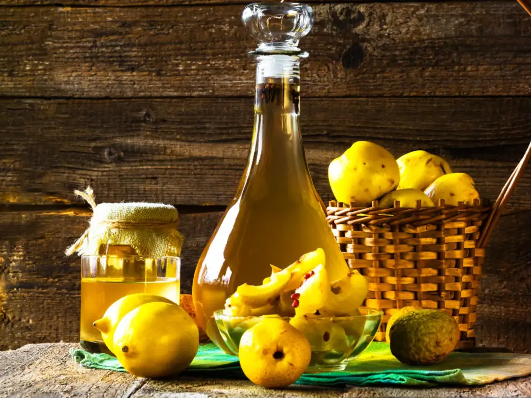 Jak się robi nalewkę z pigwy - prosty przepis na pyszny trunek