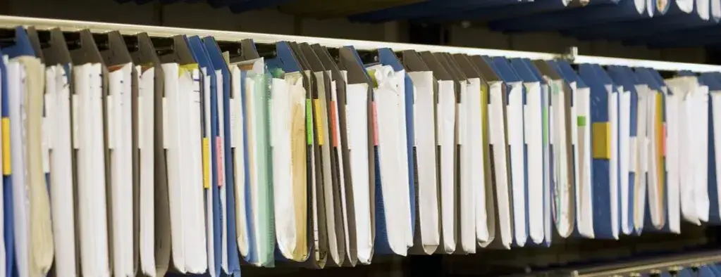 Jak sprawdzić hipotekę w księdze wieczystej i uniknąć nieprzyjemnych niespodzianek