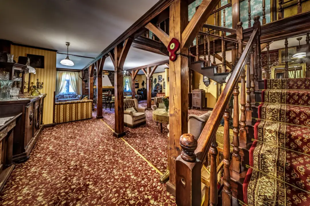 Kiermusy Dworek nad Łąkami - Unikalne miejsce na wypoczynek i wydarzenia