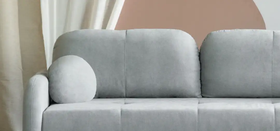 Jakie kolory zasłon do szarej kanapy, aby stworzyć harmonijną przestrzeń?