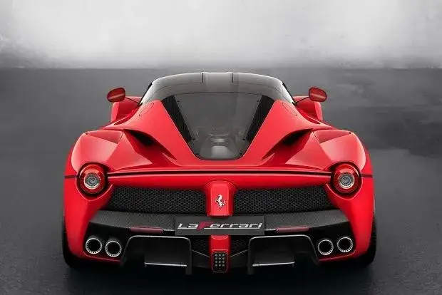 Ile kosztuje Ferrari LaFerrari? Zaskakujące ceny na rynku luksusowych aut