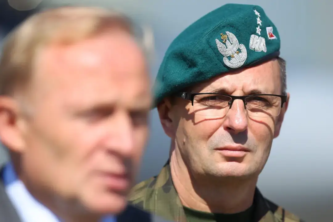 Generał dywizji Marek Tomaszycki: kontrowersje i osiągnięcia w armii