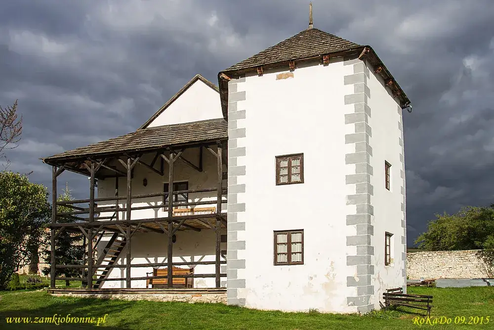 Ruiny zamku w Sobkowie: historia, atrakcje i tajemnice, które zaskakują