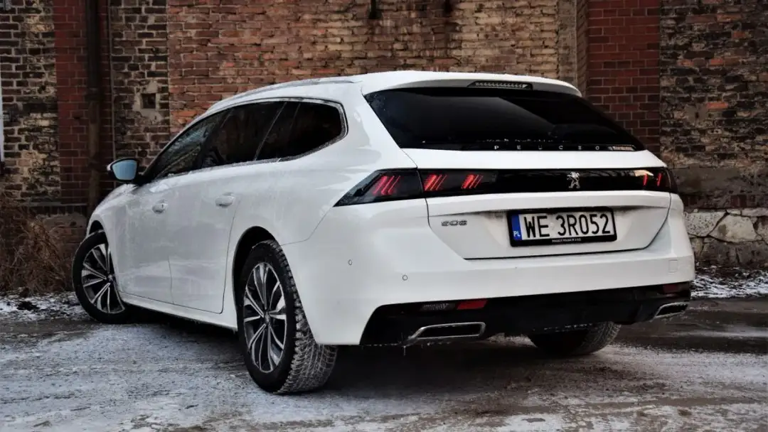 Najlepsze samochody kombi do 15 tys – ranking 2023. Sprawdź!