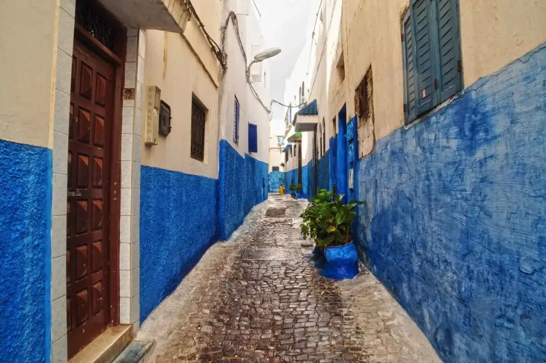 Maroko czy jest bezpiecznie? Poznaj ryzyka i jak się chronić