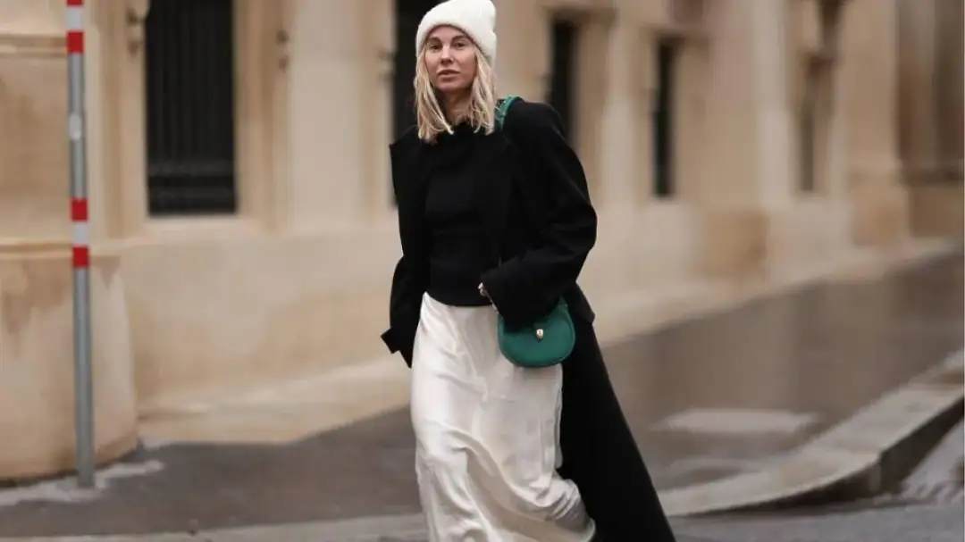 Co do białej spódnicy? Oto stylizacje, które zachwycą każdego