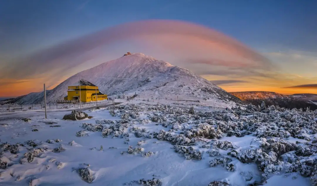 Góra Śnieżka gdzie jest - Kluczowe informacje o lokalizacji i dojeździe