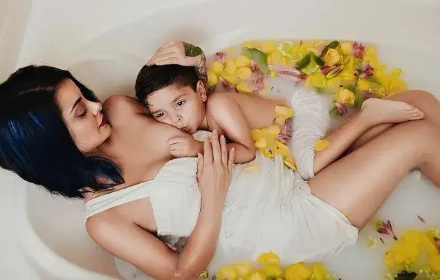 Jak oduczyć dwulatka od karmienia piersią bez stresu i łez