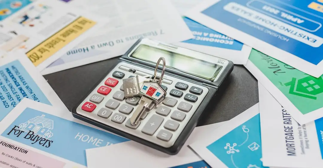 Która rata lepsza, stała czy malejąca? Porównanie rat równych i malejących w kredytach