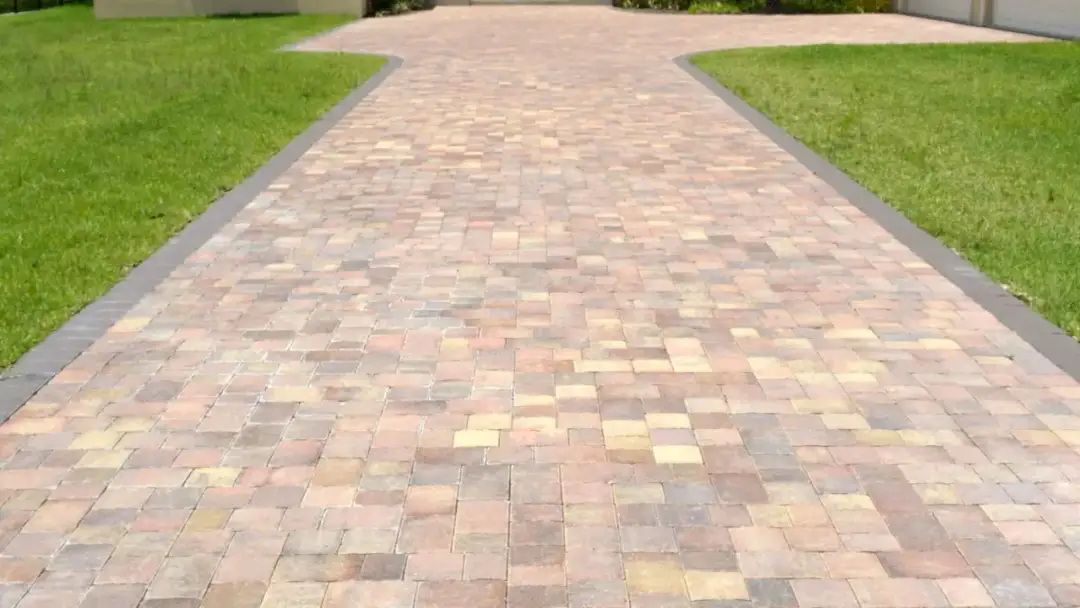 Jaki kamień na podjazd: wybierz najlepszy materiał i uniknij błędów