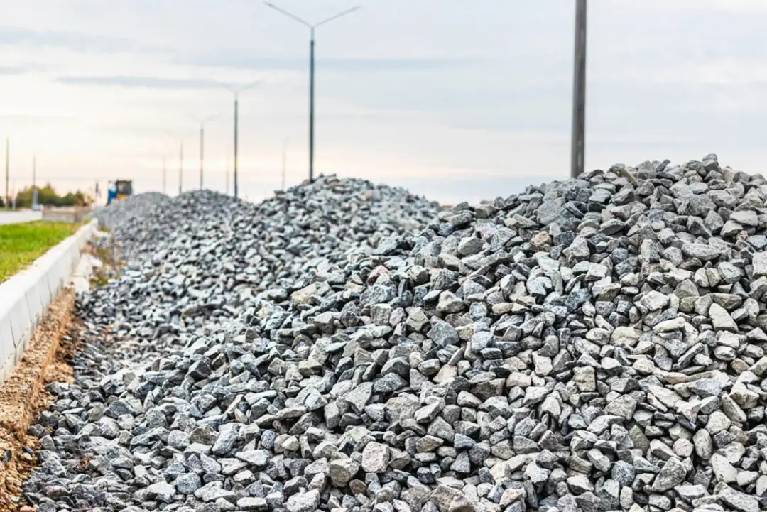 Beton B25: Jakie kruszywo wybrać? Proporcje i porady