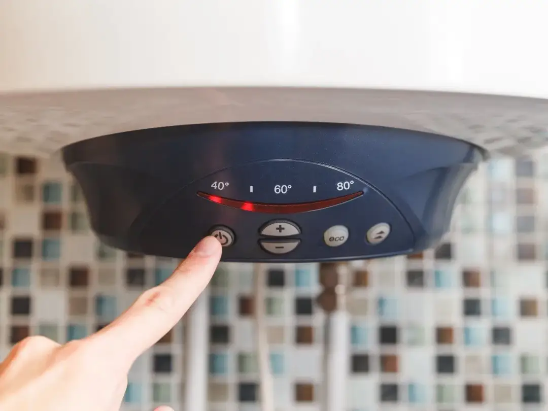 Jaki bojler dla 4 osobowej rodziny? Wybierz najlepszy model i oszczędzaj