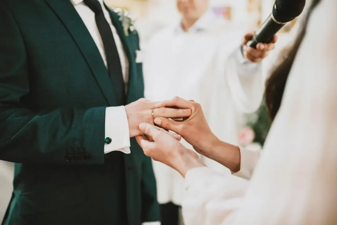 Ślub konkordatowy: kompletna checklista dokumentów i formalności 2024