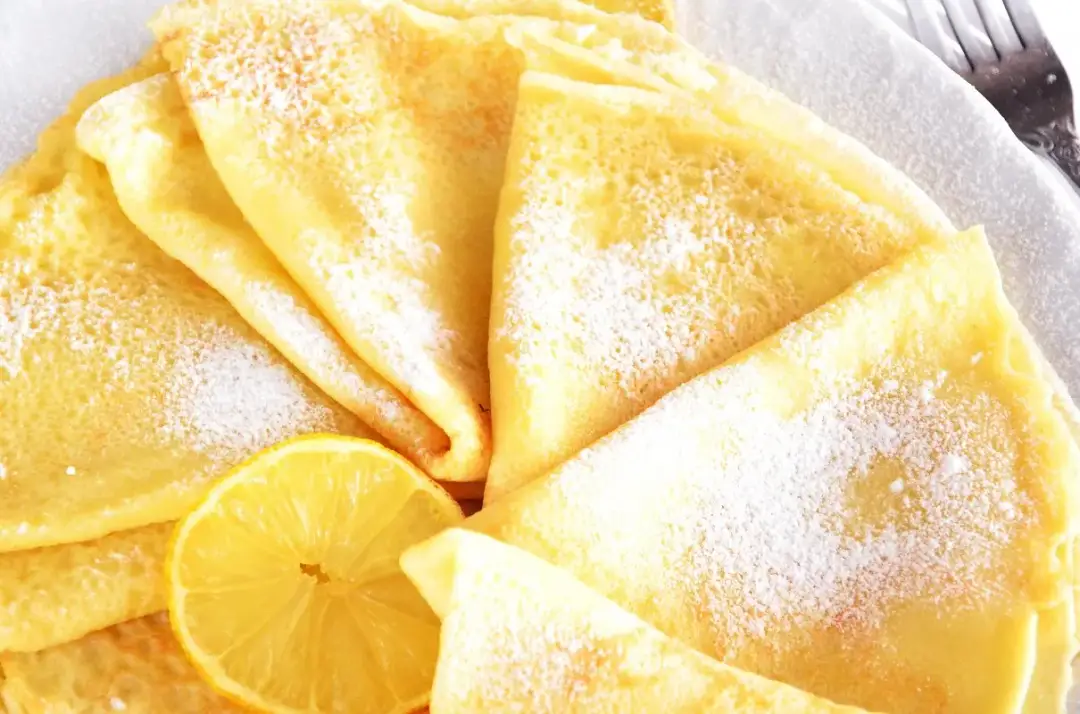 Zdrowe naleśniki: Przepisy, zamienniki i triki na idealne ciasto