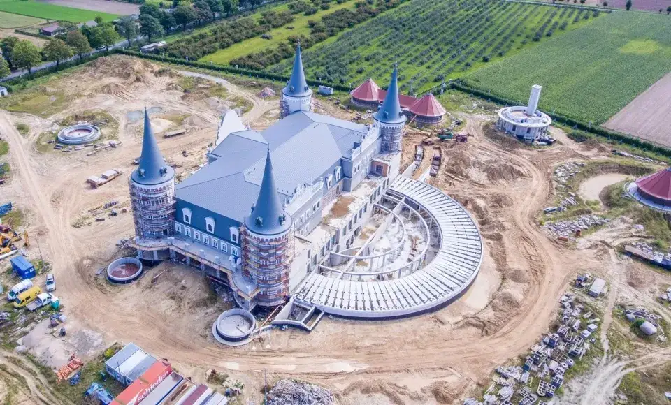 Otwarcie Hotelu Cztery Wieże (2026): Co zaoferuje gigant?