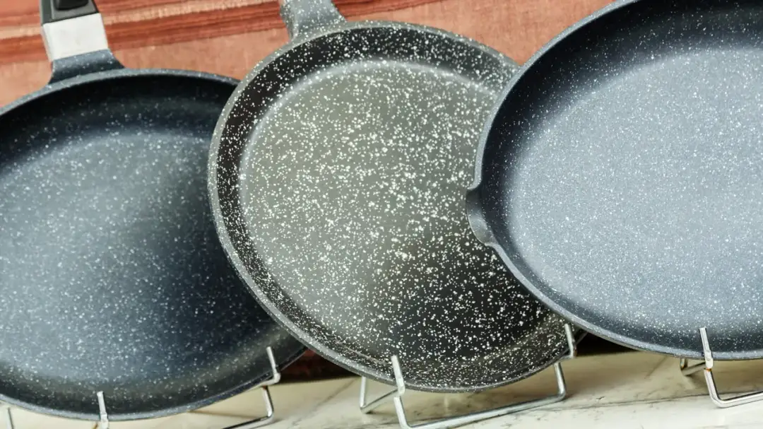 Prawidłowa utylizacja patelni: jak i gdzie wyrzucić patelnię zgodnie z zasadami