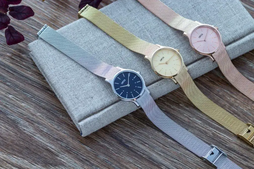 Złoty zegarek Opex X4073MA1: Recenzje, cena, stylizacje. Czy warto?