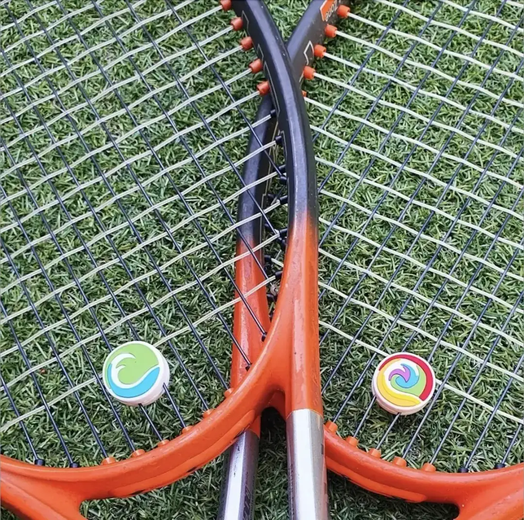 Tłumik do rakiety tenisowej: Funkcje, zalety i wpływ na grę tenisową