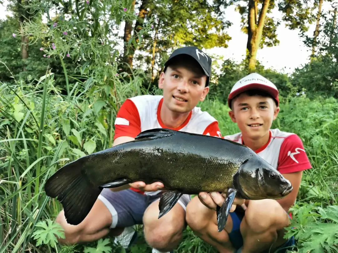 Jaki spławik na lina? Wybierz najlepszy model na udane łowienie