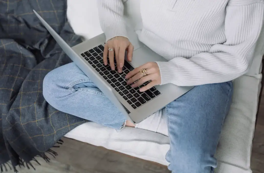 Najlepsze platformy rozrywkowe online dla polskich graczy: kompleksowy przegląd ofert i regulacji