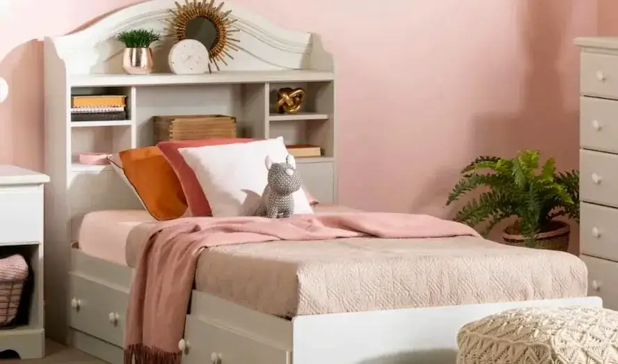 Łóżka piętrowe: Stylowe i praktyczne rozwiązania dla rodzin z dziećmi