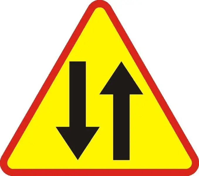 Odcinek jezdni o ruchu dwukierunkowym: co oznacza znak A-20?