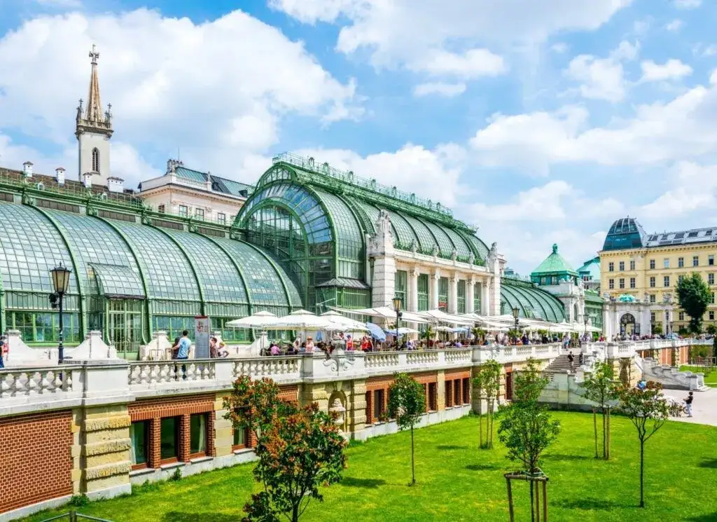  Centrum Wiednia | Specjalna oferta na podróż do serca Austrii – rezerwuj już dziś!