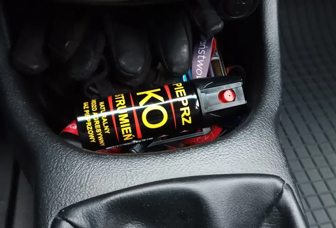 Czy na gaz pieprzowy potrzebne jest zezwolenie? Sprawdź, co musisz wiedzieć