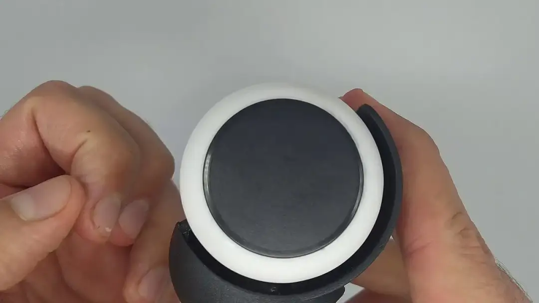 Jak naprawić kółko od krzesła i uniknąć kosztownej wymiany