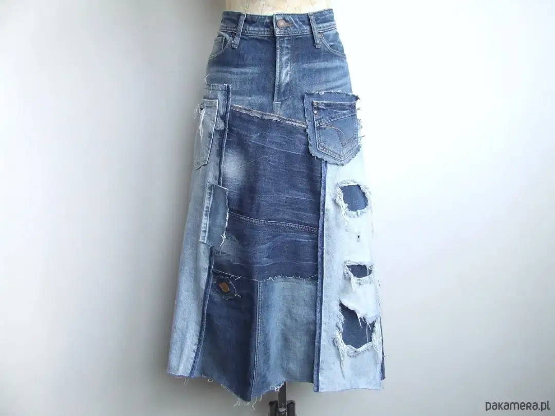 Trendy spódnice 2026: Midi, maxi, denim co musisz mieć?