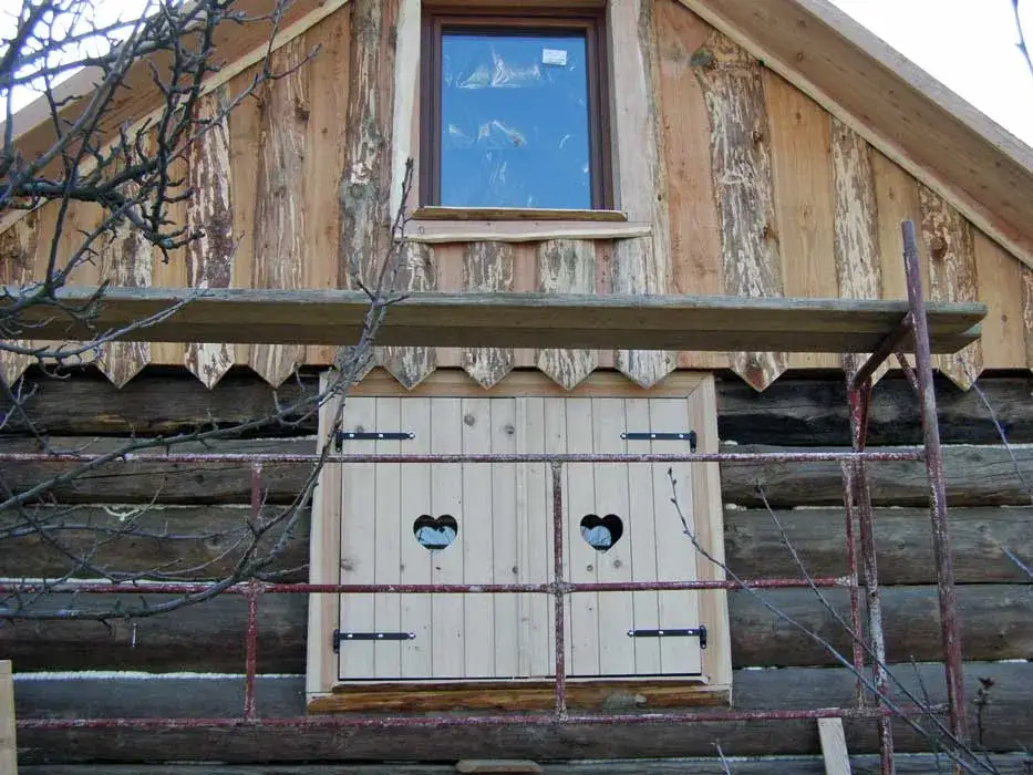 Jak zbudować domy jak z bali - techniki, koszty i zalety budowy