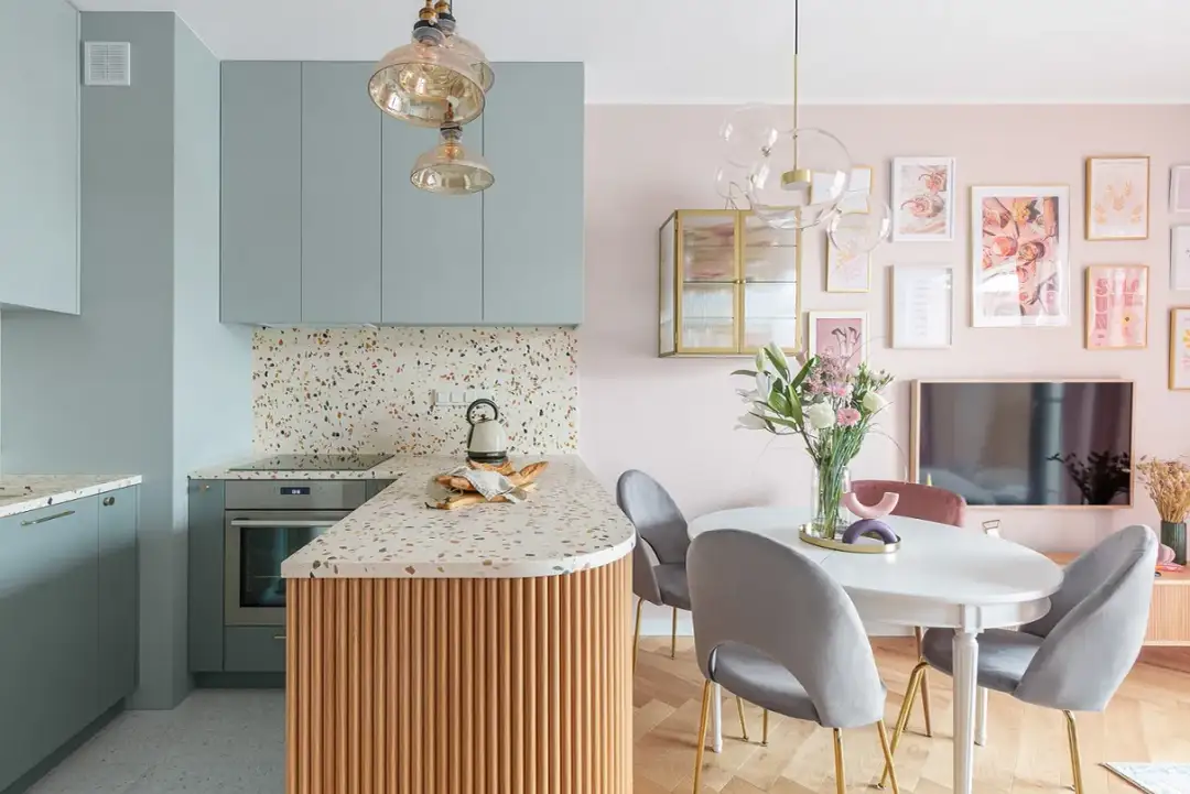 Jak oddzielić kuchnię od salonu? Przewodnik po sprytnych rozwiązaniach