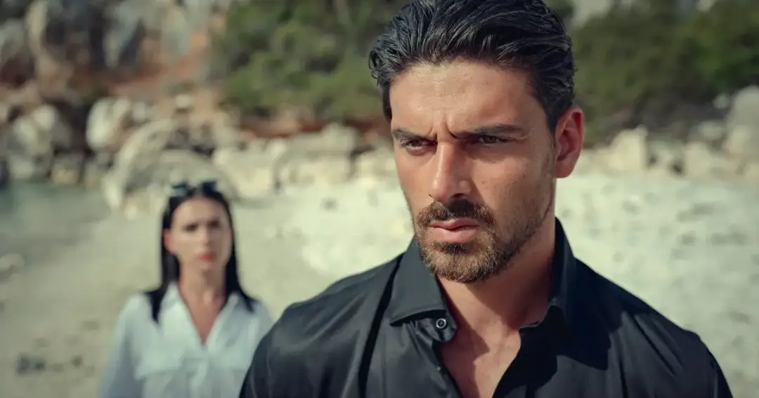 Kolejne 365 dni recenzja - dlaczego film rozczarowuje widzów?