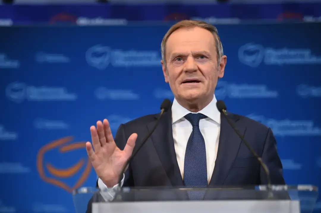Ile ma lat Donald Tusk? Zaskakujące fakty o jego wieku i życiu