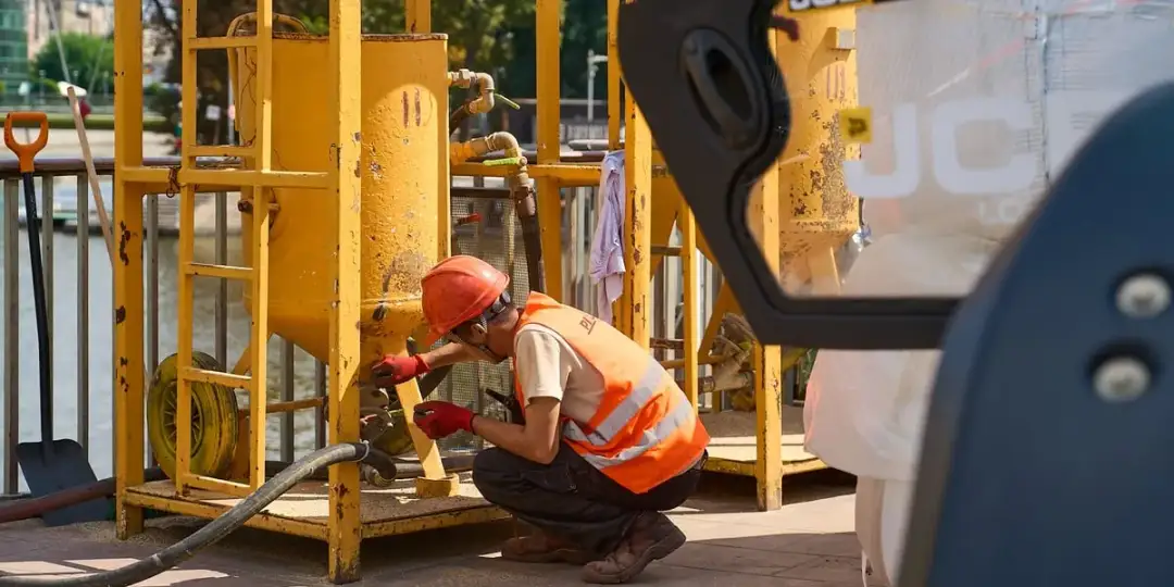 Remont w pracy: co z pracownikami? Prawa i obowiązki w trakcie zmian