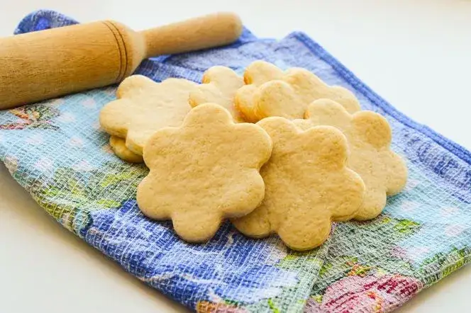 Jaką mąkę do ciastek wybrać, aby uzyskać idealną kruchość?