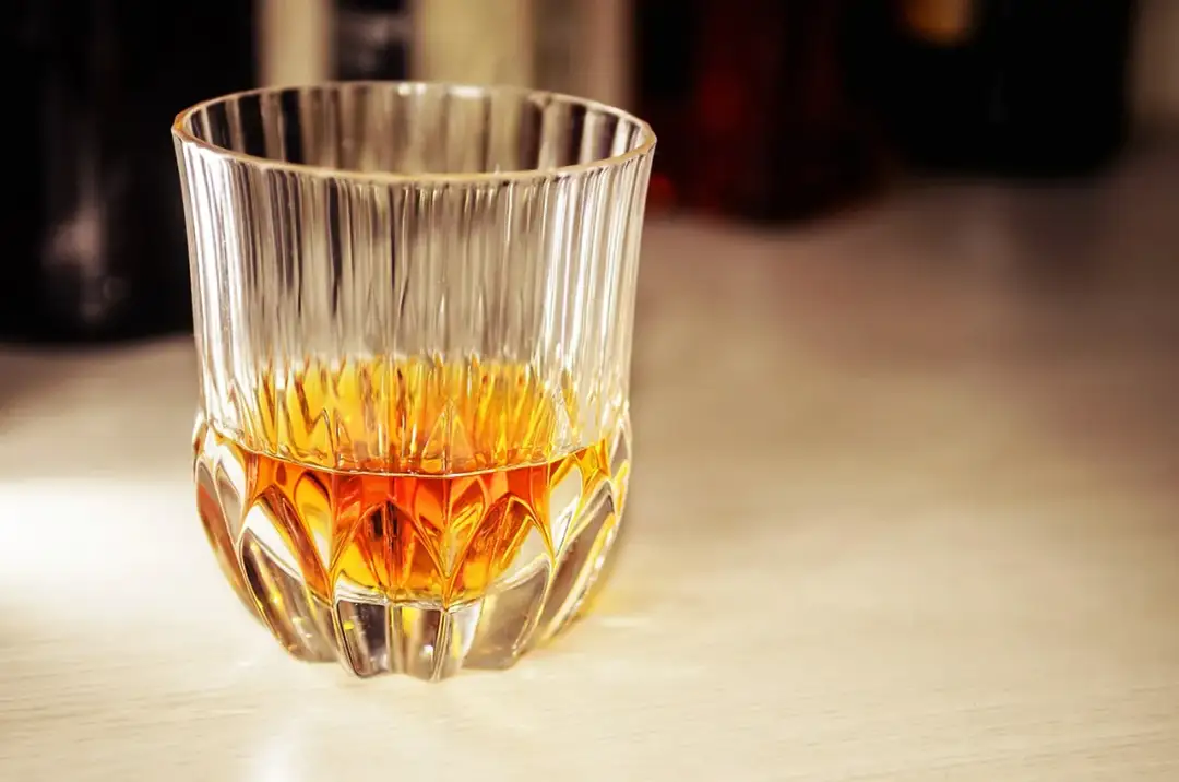 Czy w żałobie można pić alkohol? Umiarkowanie w trudnych chwilach