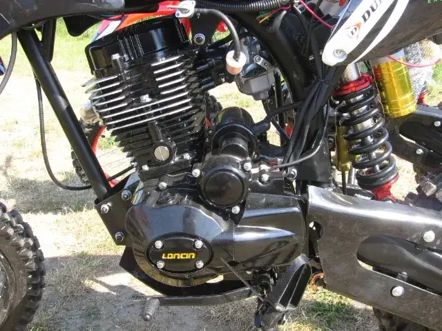 Ile koni ma loncin 125? Poznaj moc i różnice między modelami