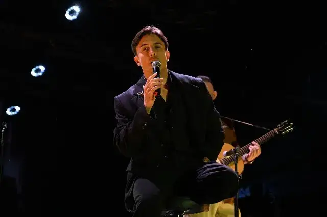 Ile trwa koncert Dawida Kwiatkowskiego? Poznaj szczegóły i czas trwania