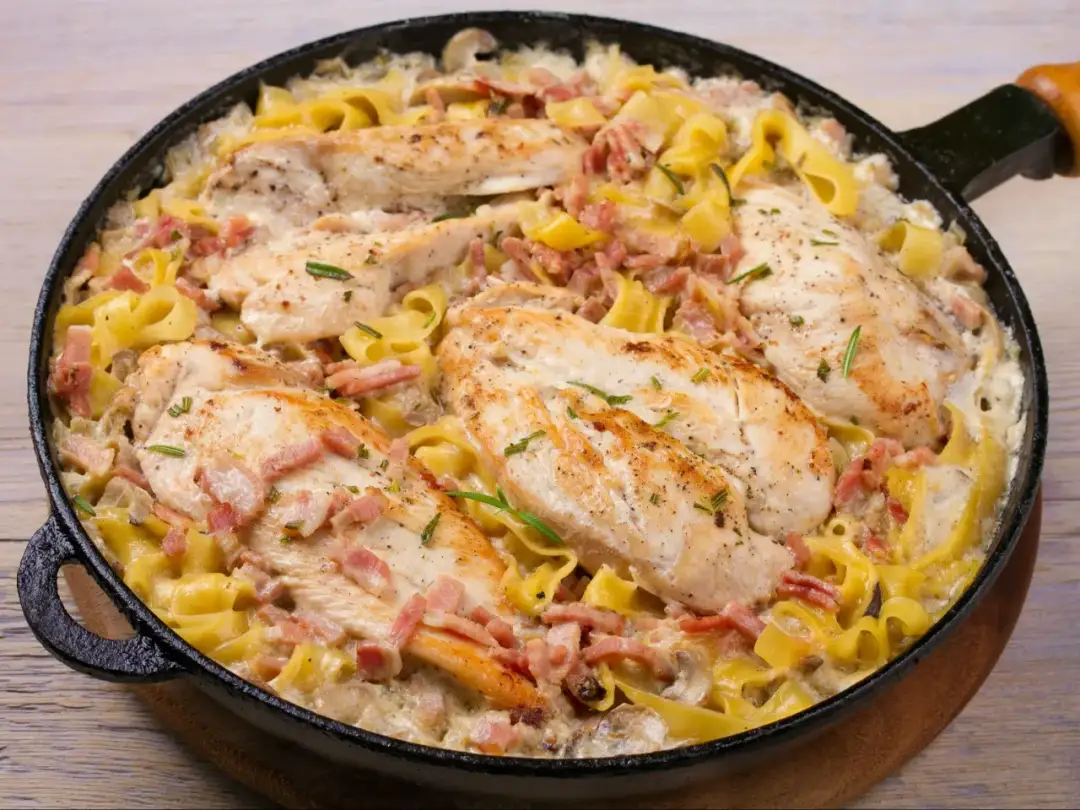 Przepis na spaghetti z kurczakiem, który zawsze się udaje i zachwyca