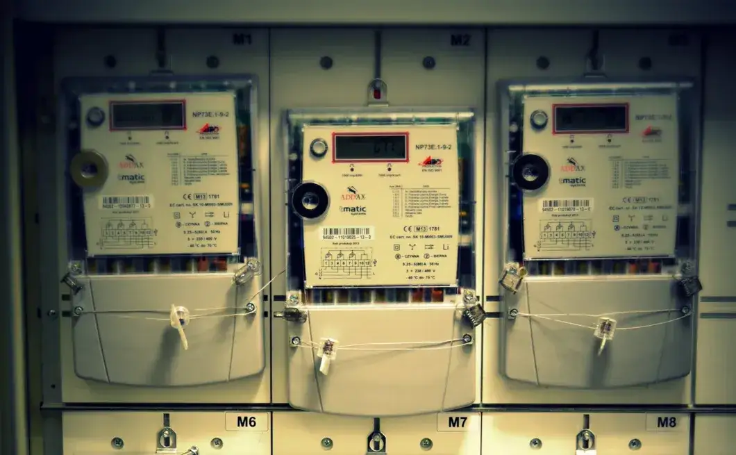 Jak wybrać odpowiednią skrzynkę na licznik elektryczny i uniknąć błędów