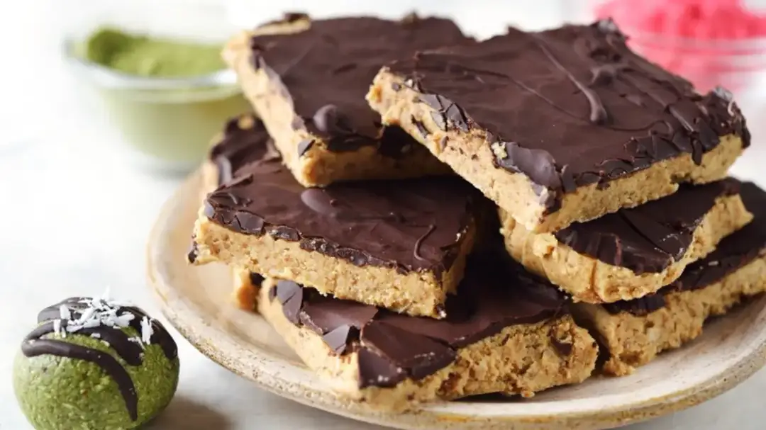 Batony proteinowe na masę - przepisy z dużą zawartością białka