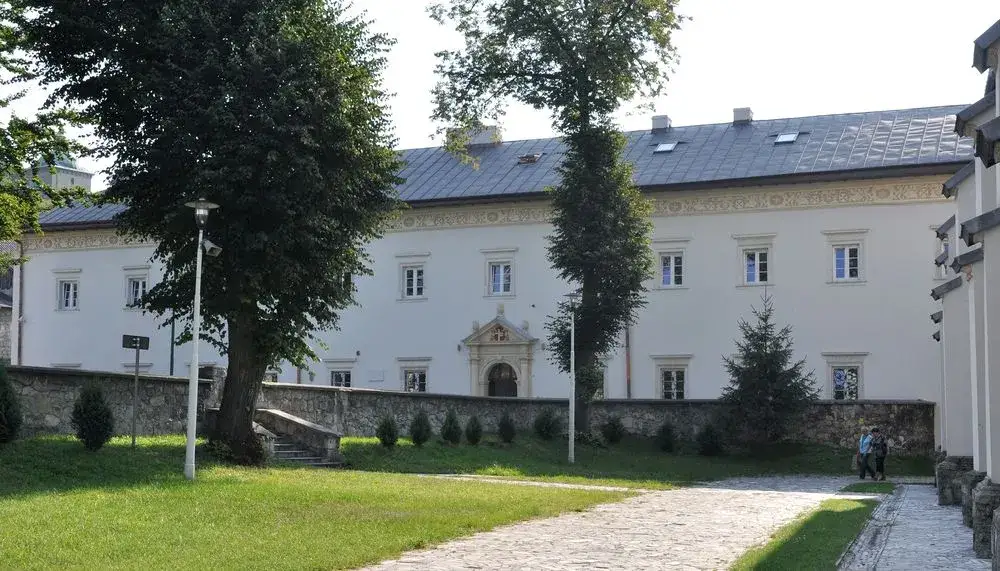 Niezapomniane atrakcje w Pińczowie, które musisz zobaczyć