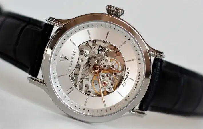 Kto produkuje zegarki Maserati? Odkryj tajemnice marki i producenta