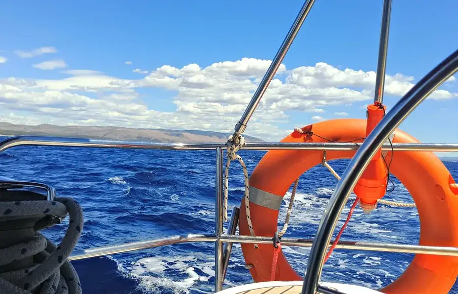 Bezpieczeństwo w gorących kurortach Costa del Sol: praktyczny przewodnik