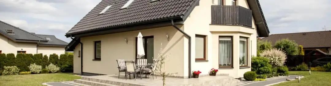 Co można postawić na działce rekreacyjnej bez pozwolenia - ważne informacje